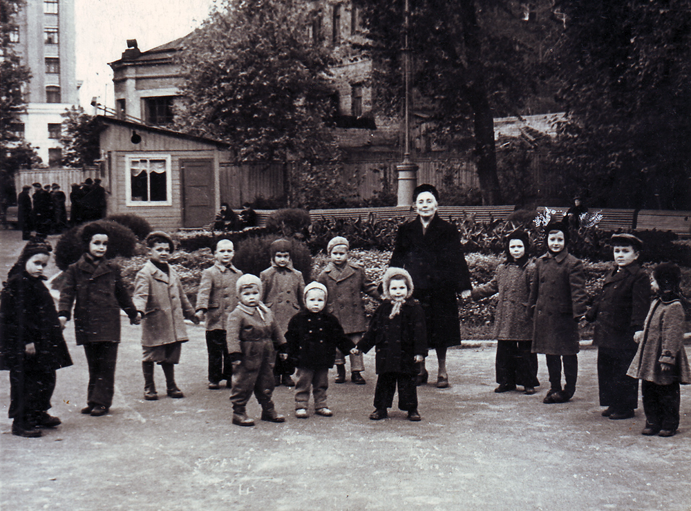 Квартира №47. Семья Воложинских-Мадорских. 1950-е годы